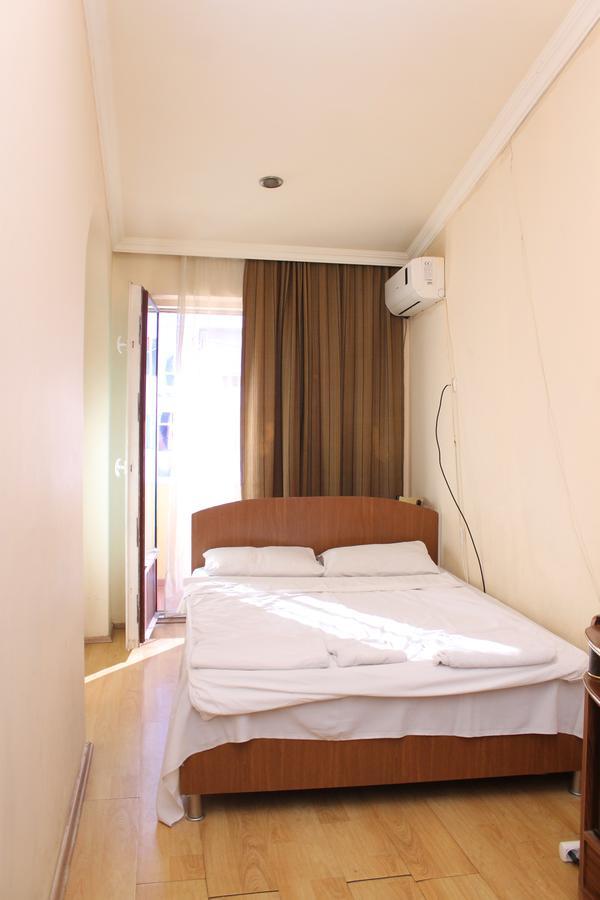 Hotel Hayat Batumi Exterior photo